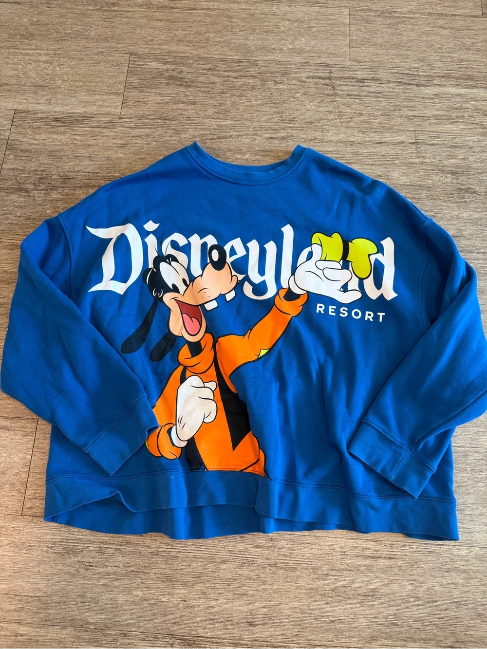 Disneyland Resort Goofy Crewneck